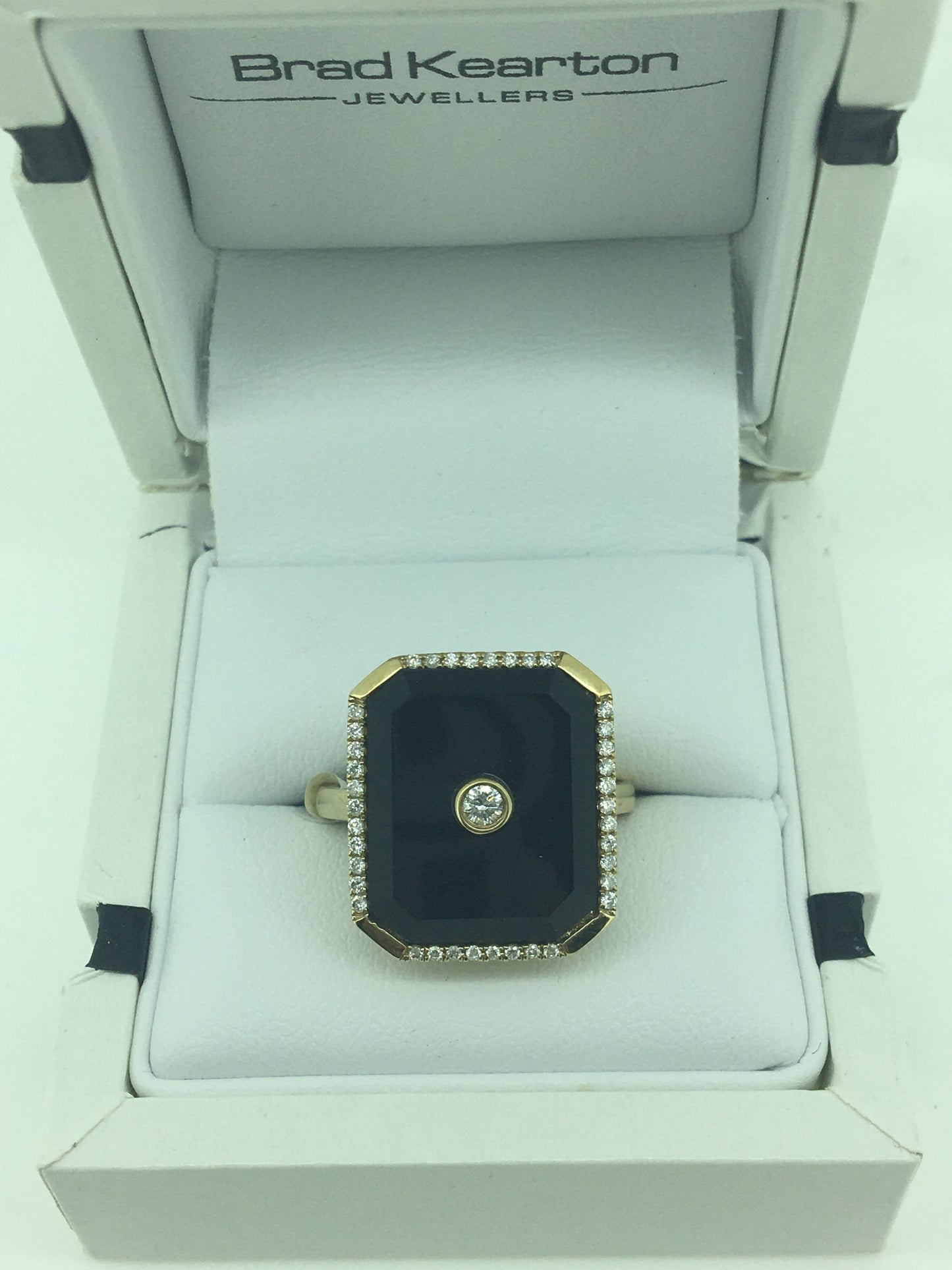 9ct Yellow Gold Onyx & Diamond Ring
