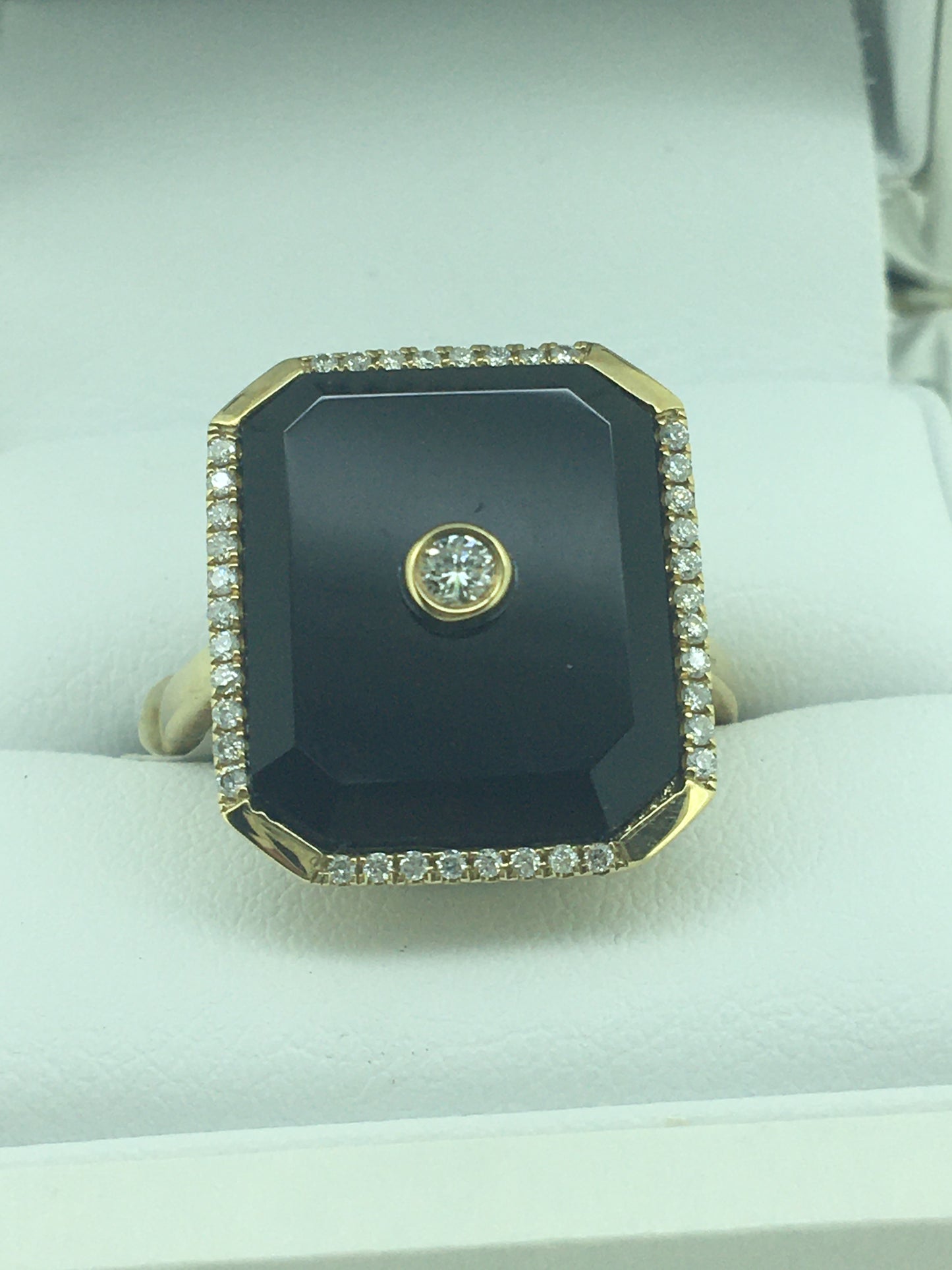 9ct Yellow Gold Onyx & Diamond Ring