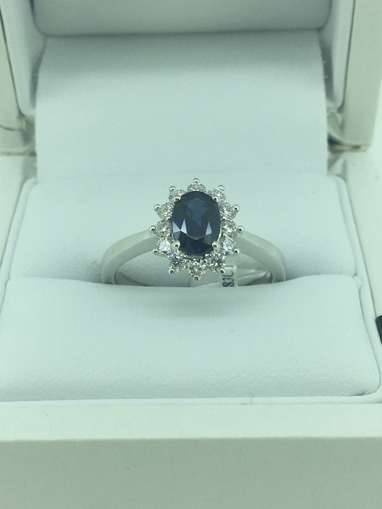 18ct White Gold Sapphire & Diamond Ring