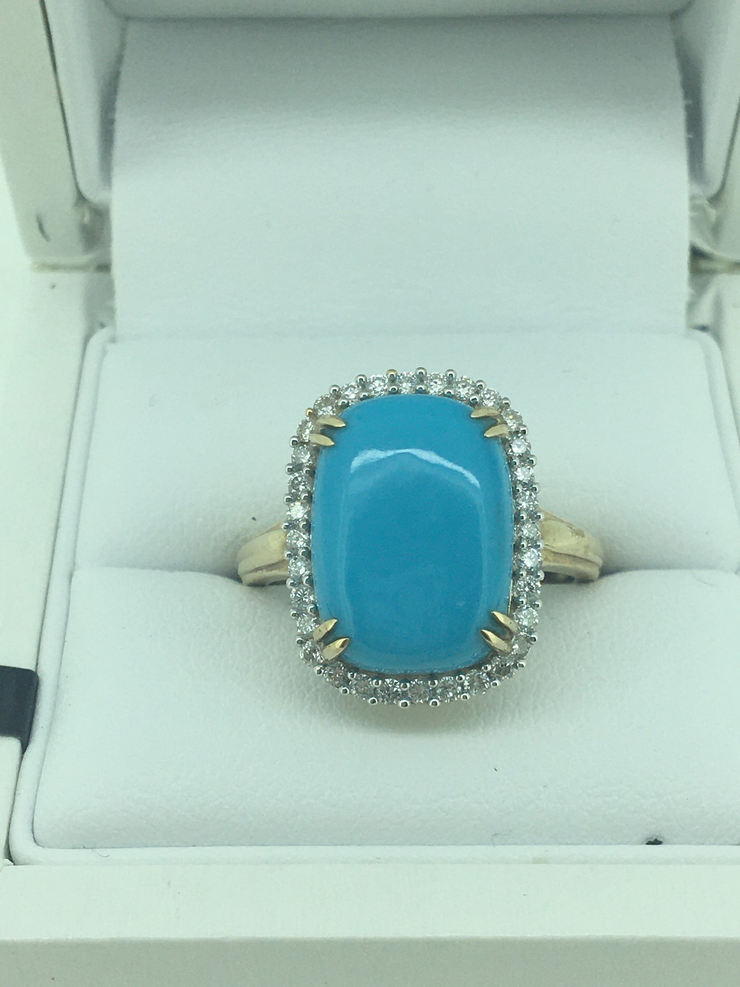 9ct Yellow Gold Turquoise & Diamond Ring