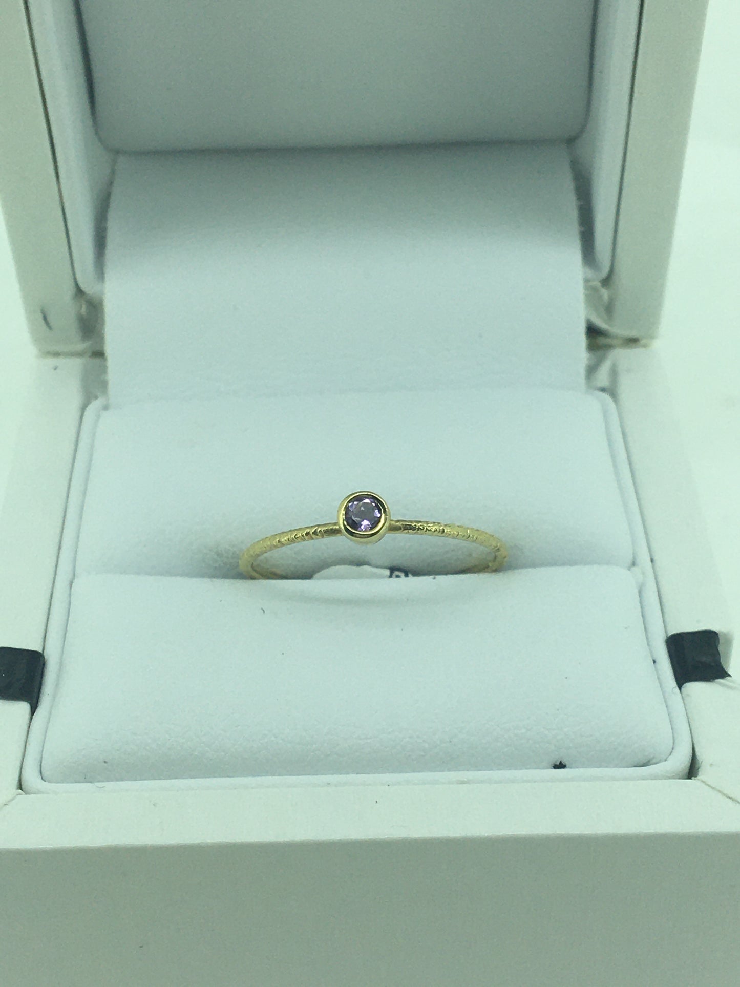 9ct Yellow Gold Amethyst Ring
