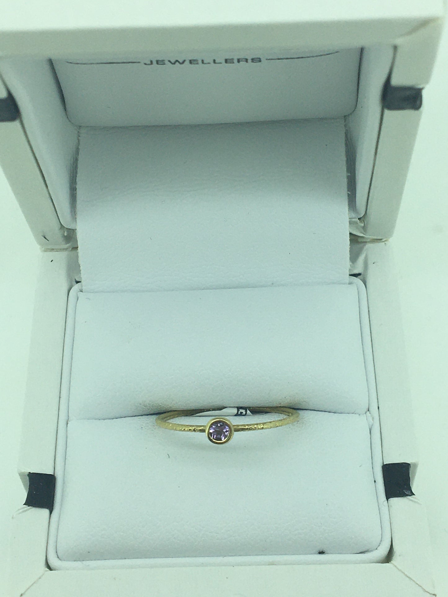 9ct Yellow Gold Amethyst Ring