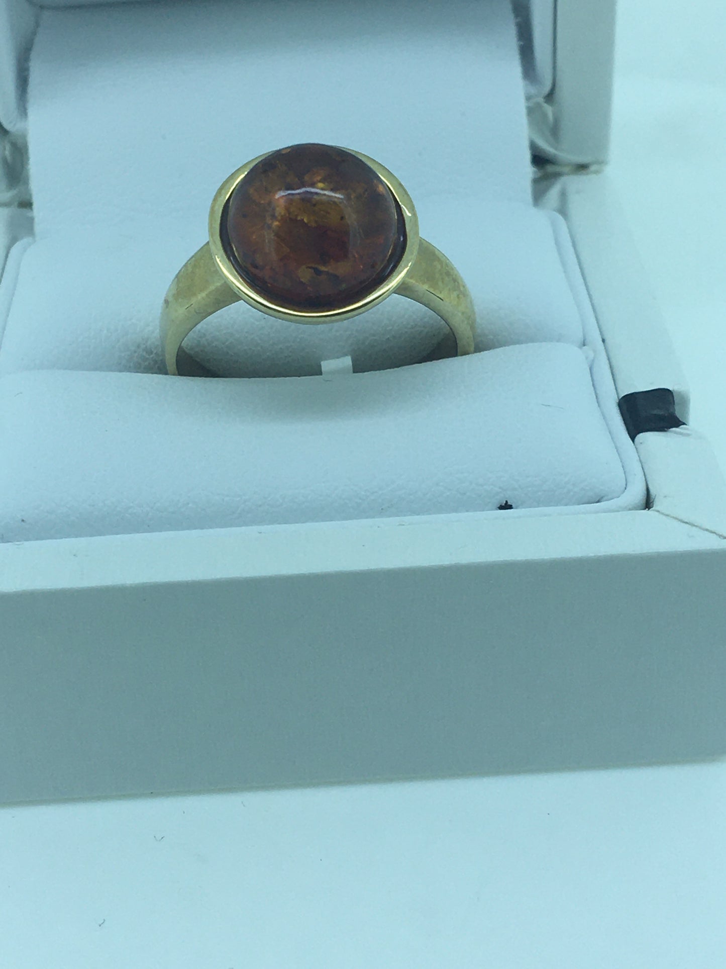 9ct Yellow Gold Amber Ring