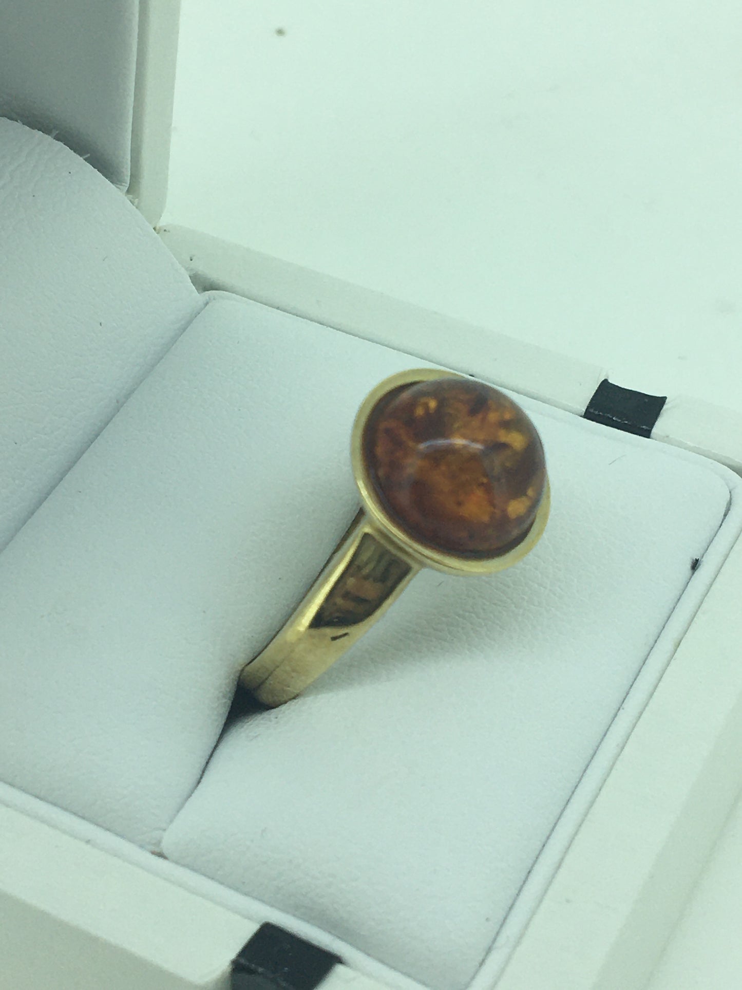 9ct Yellow Gold Amber Ring