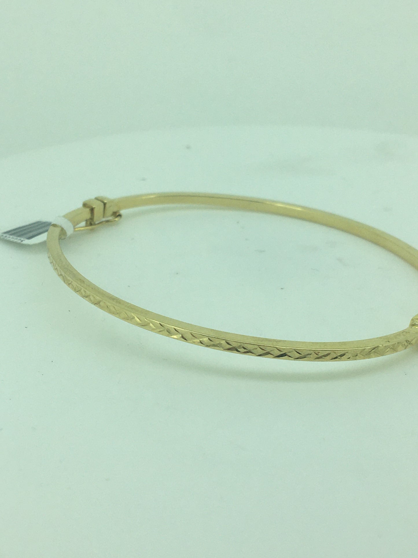 9ct Yellow Gold Fine Hinge Patterned Bangle