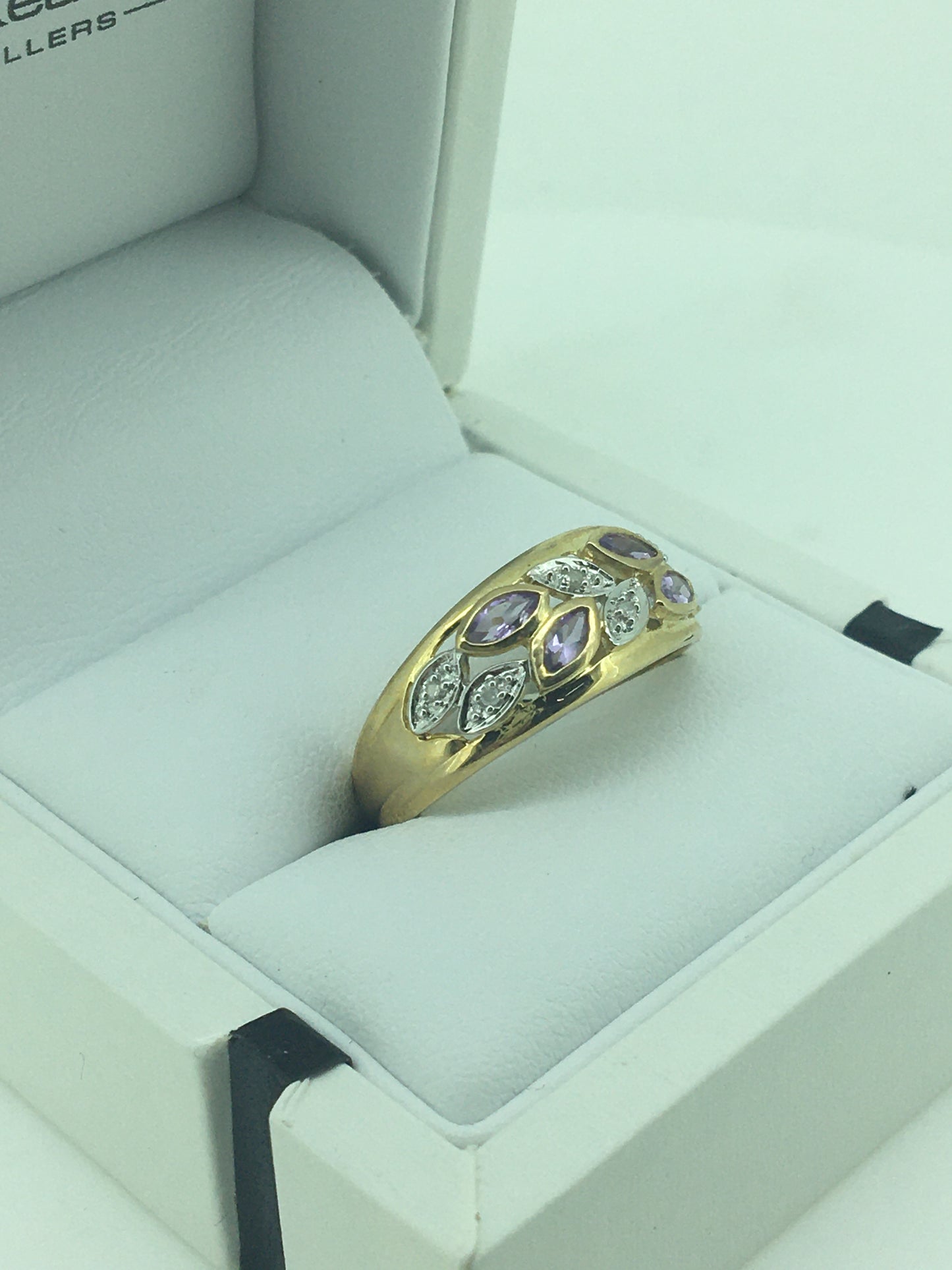 9ct Yellow Gold Amethyst & Diamond Ring
