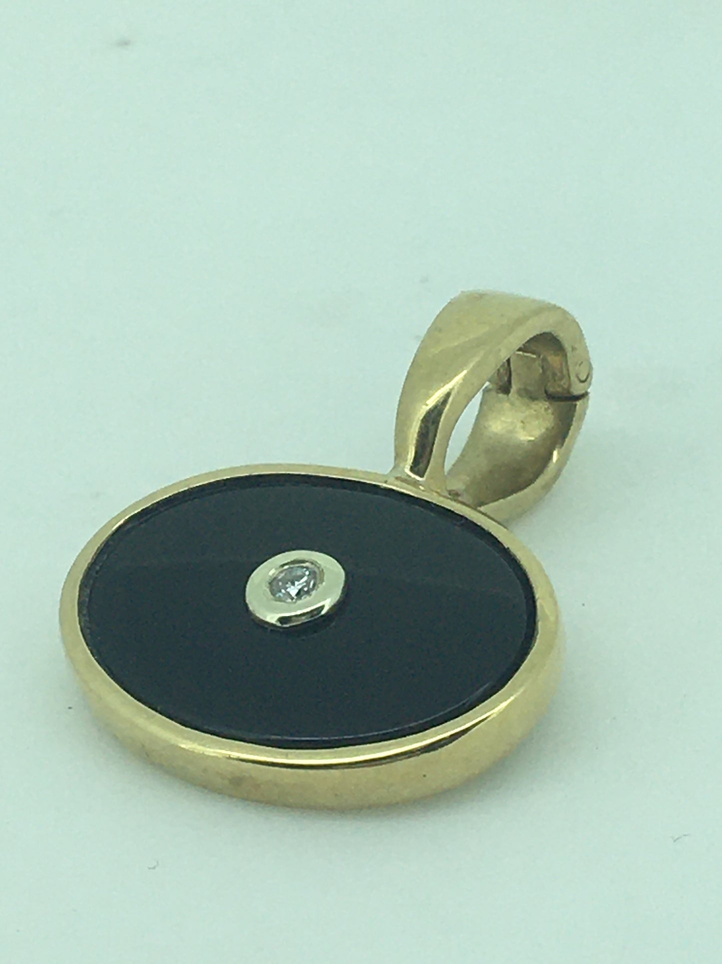 9ct Yellow Gold Onyx & Diamond Enhancer